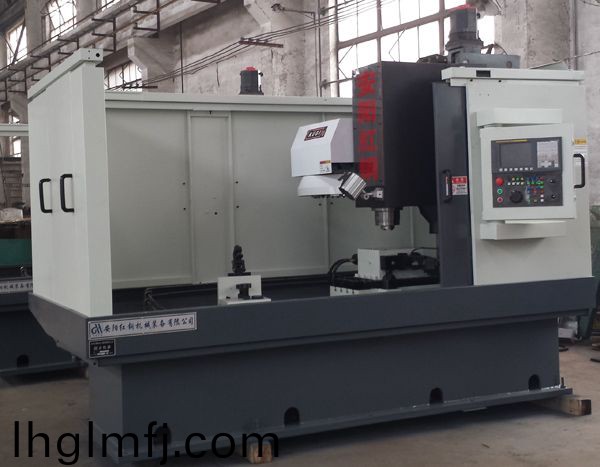 前軸鎖銷孔(kong)專用加工