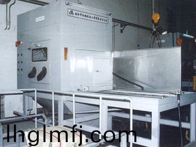 濕式(shi)數控(kong)噴(pen)砂機