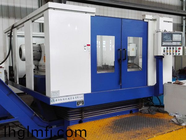 鉤尾框承載麵加(jia)工機(jī)牀(chuang)